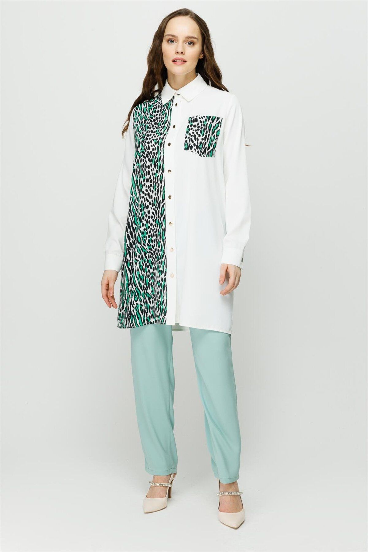 complete the look image