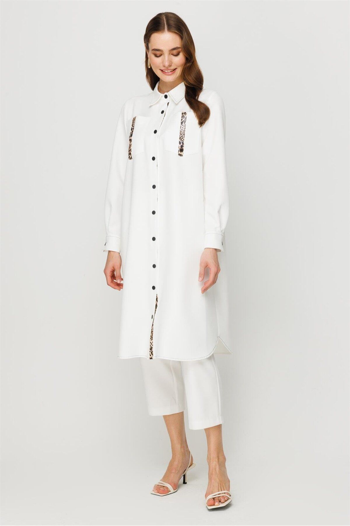 Esswaap-Leopard Stripe Detailed Snap Closure Tunic Ecru 2