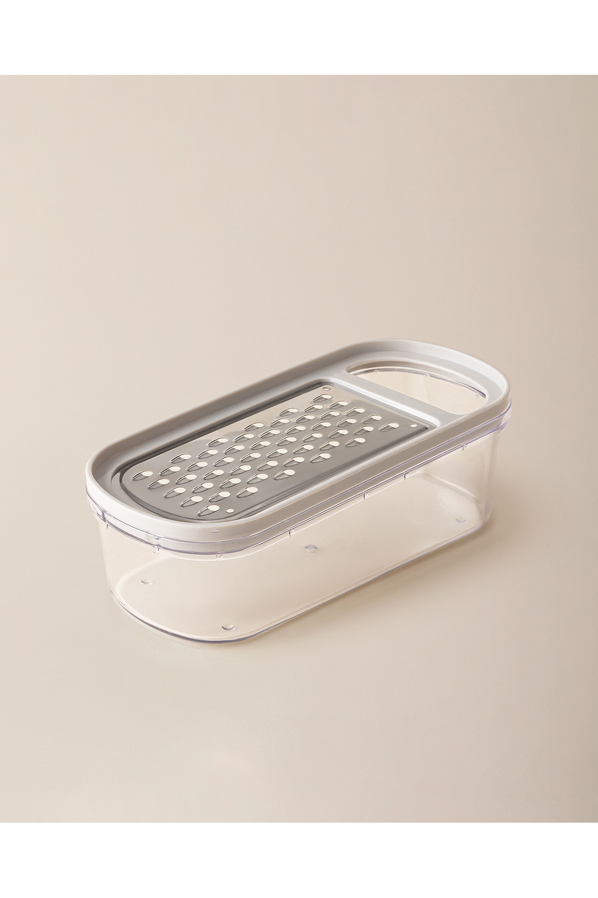 Madame Coco-Elroy 2-Piece Soft Gray Grater Set 2