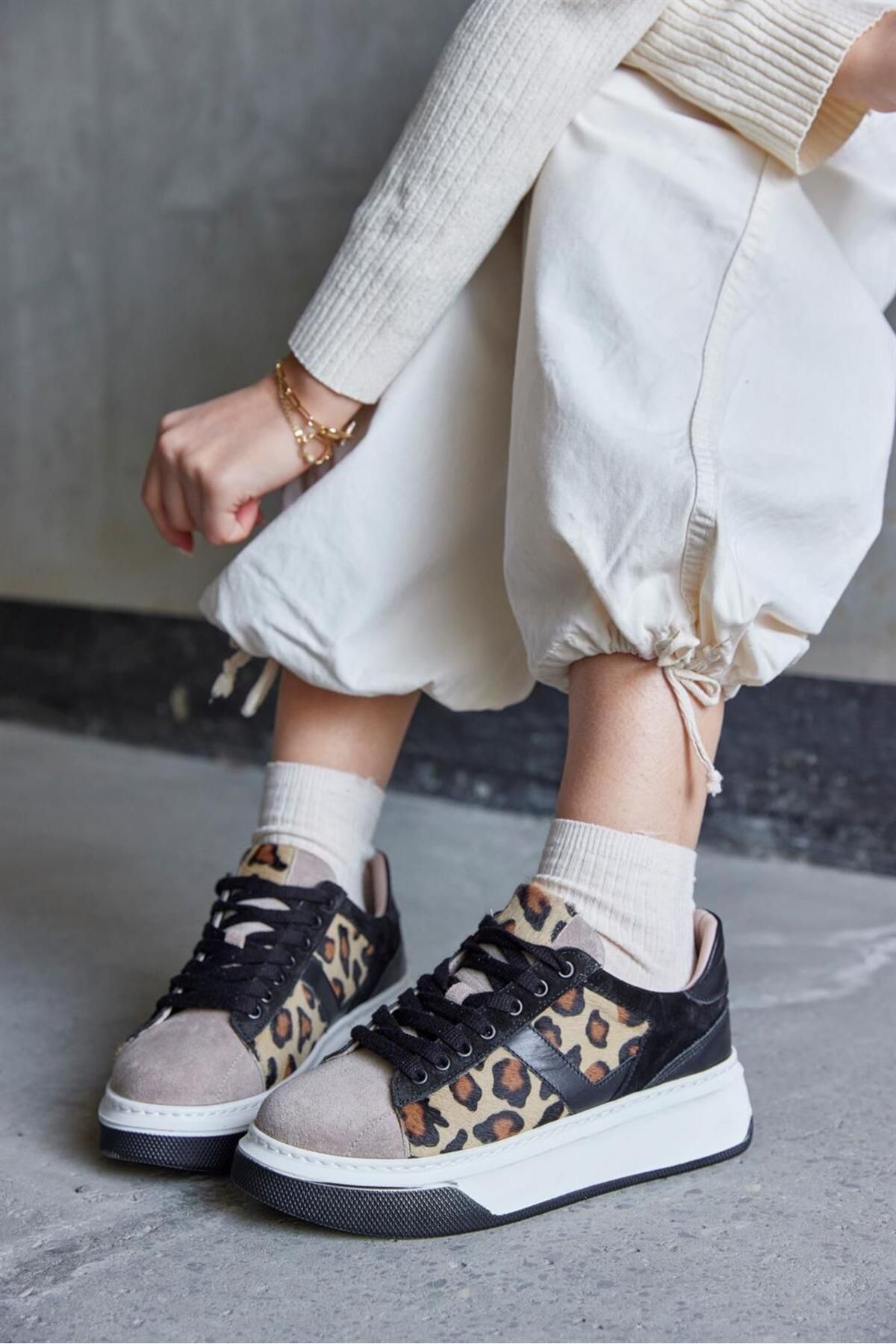 NILUFARR-Tyler Leopard Genuine Leather Women's Sneakers 1