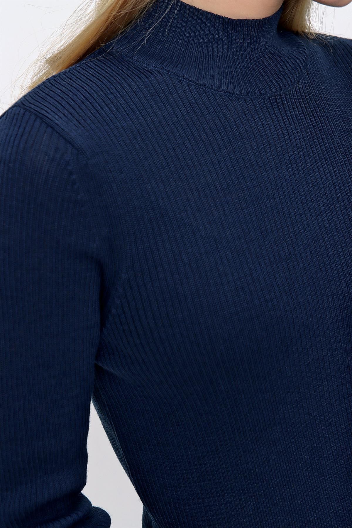 CHUBA-Women's Half Turtleneck Ribbed Wool Knitwear Sweater Navy Blue 22wk259 5