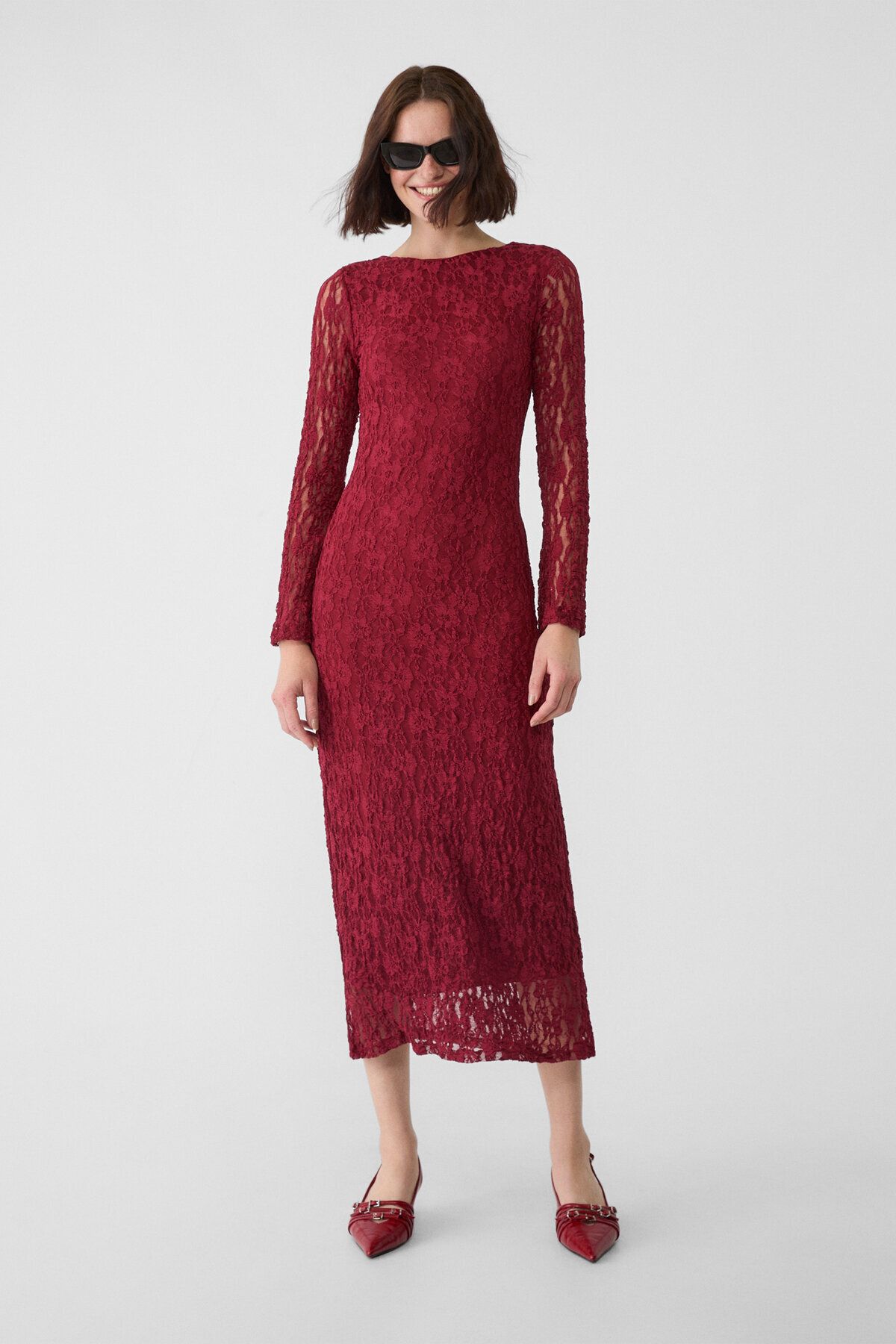 Stradivarius-Lace-trimmed midi dress 2