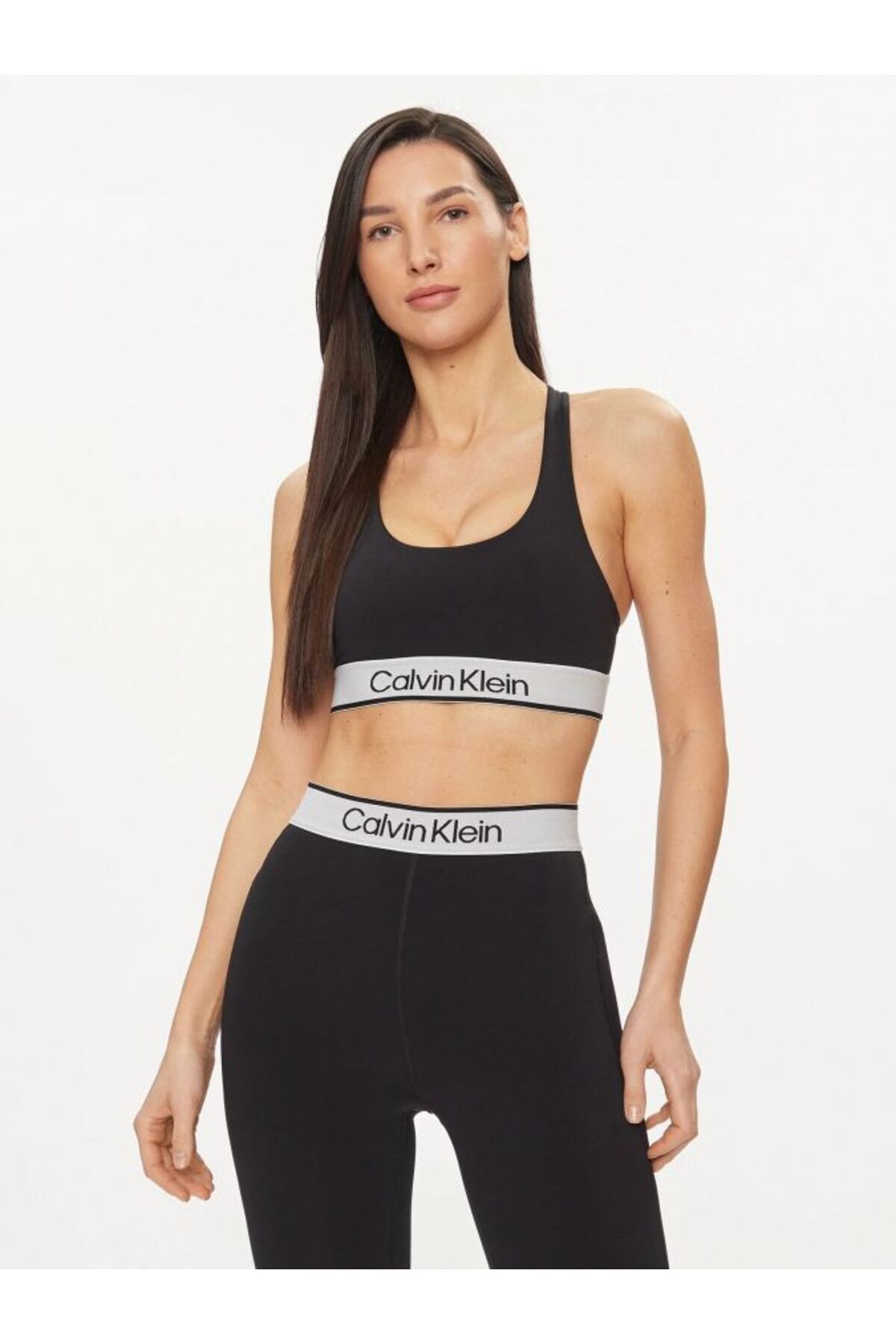 Calvin Klein-Logo Detailed Women's Sports Bra 1