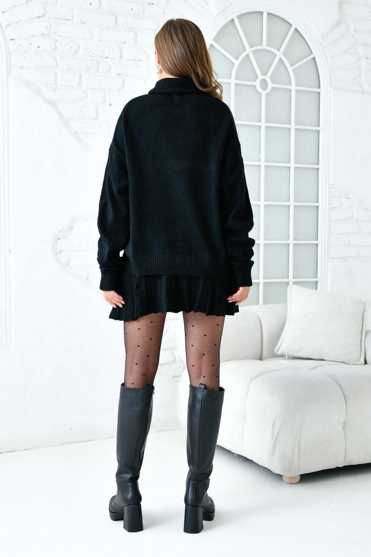 WOMAN VISION-Černá pletená minisukně a svetr s rolákem - podrobný plisovaný oversize set 9903 4