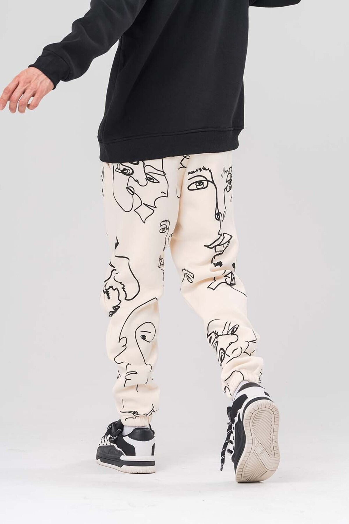 go gang own-Face Elastic Waist and Leg Raised Tracksuit Bottom 5