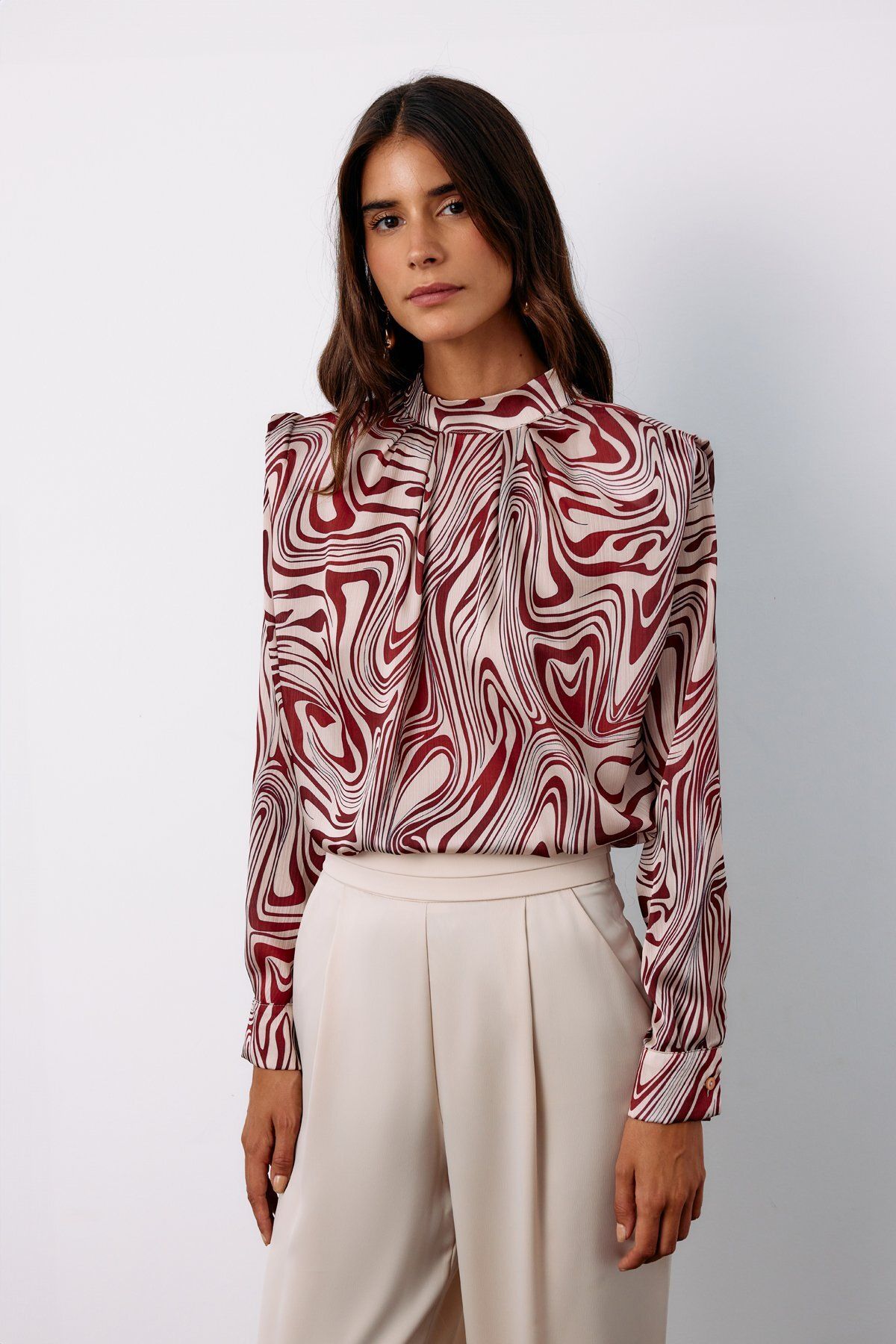 Sateen-Burgundy Patterned Padded Blouse 2