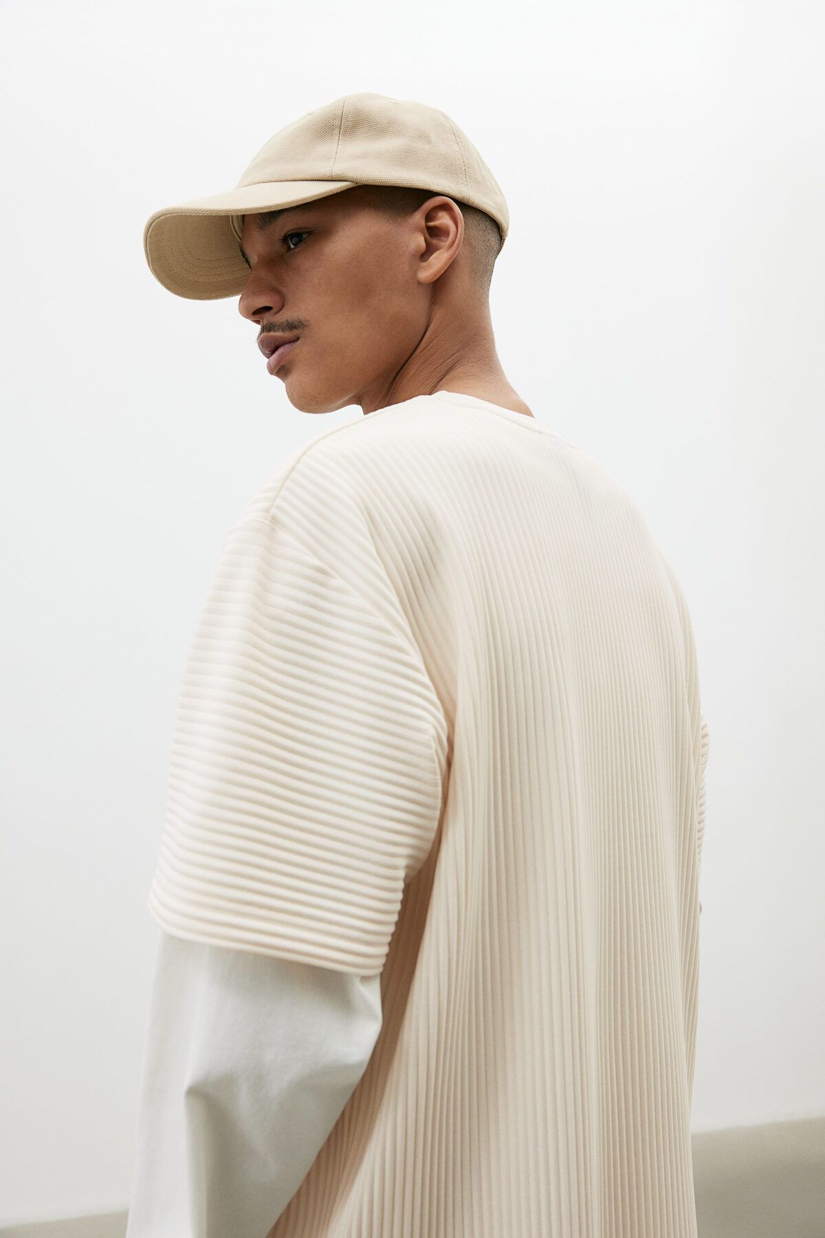 تی شرت نود مردانه تناسب گشاد T اورجینال H M H&M