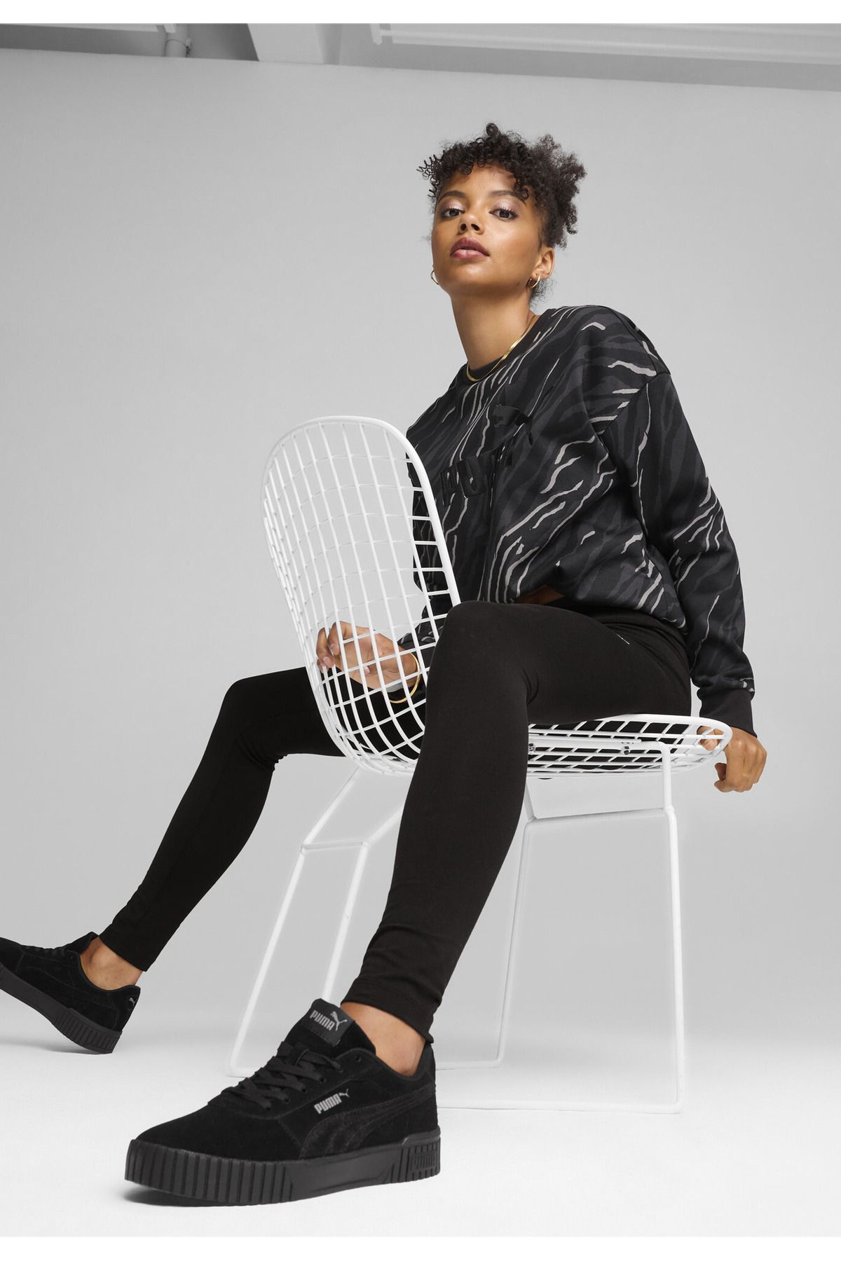 Puma-ESS+ SCRIPT Leggings 5