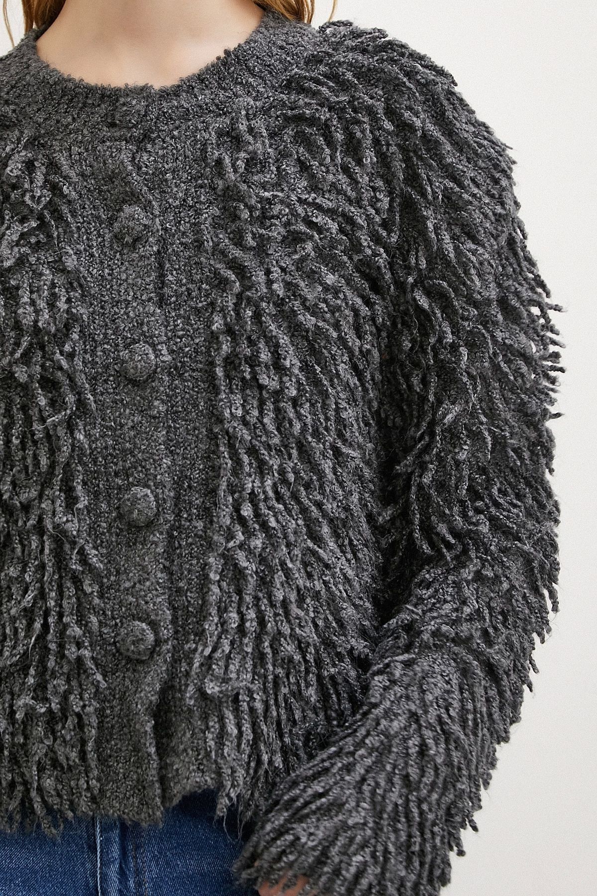 Never more-Anti-Racite Buttoned and Fringed Cardigan 2