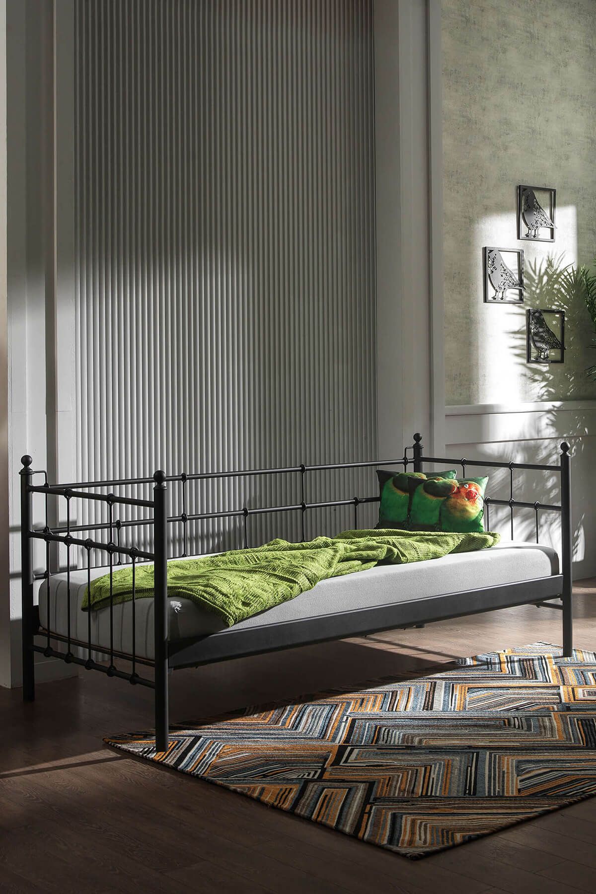 Unimet Lalas Daybed Tek Kişilik Sedir Metal Karyola 90x200 Siyah