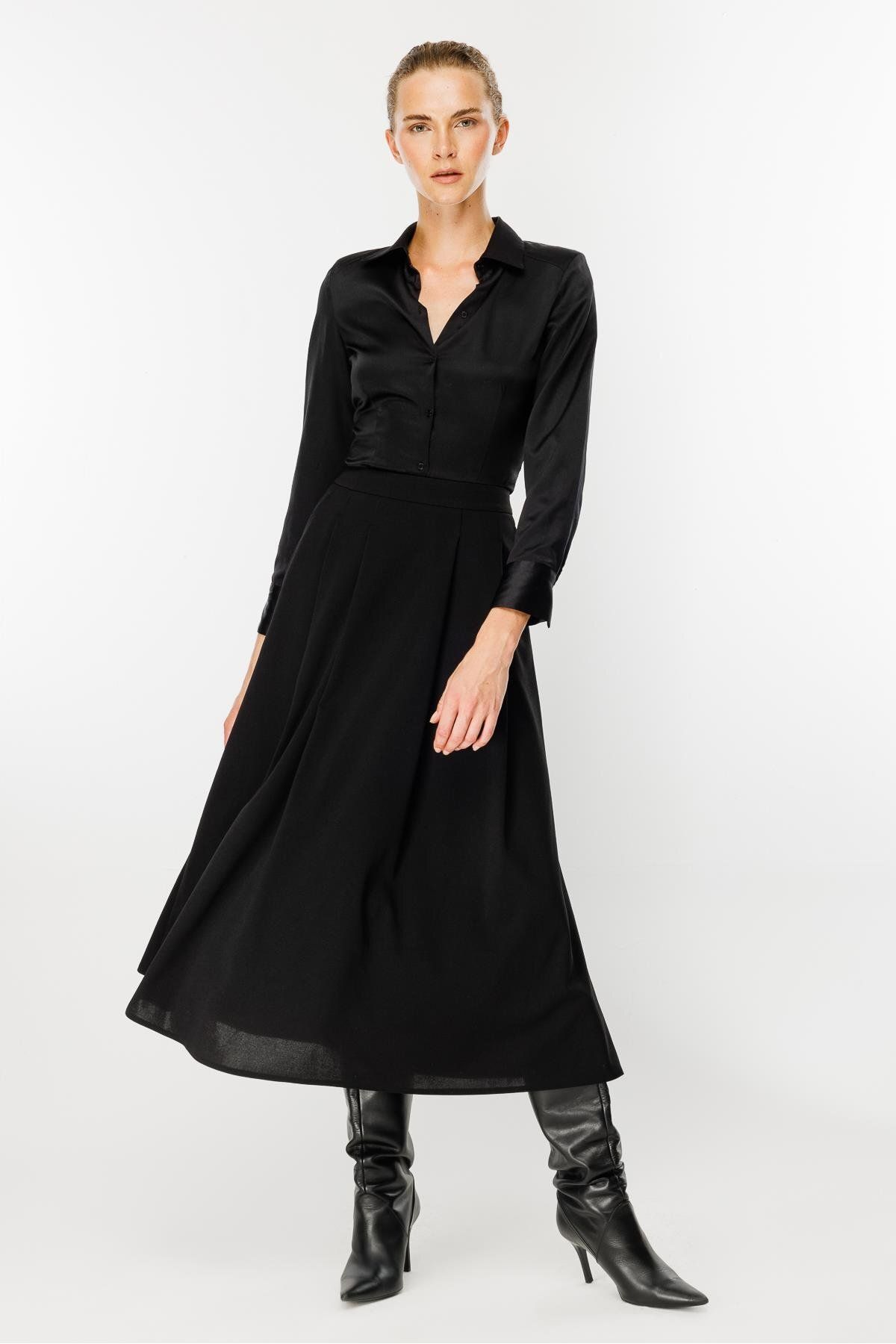 accort-Pleated Skirt Sitting on the Waist - Black 1