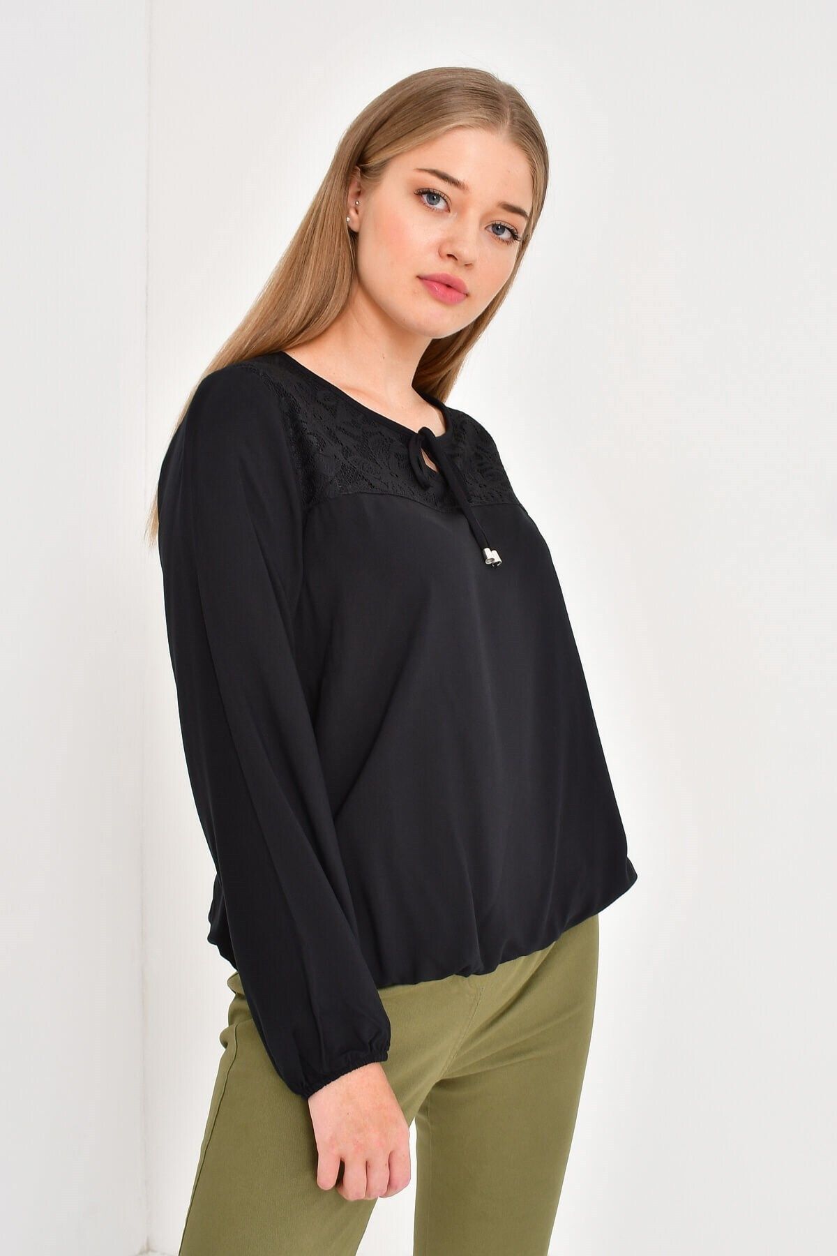 MYLİNE-Lace Blouse with Bow Front 5