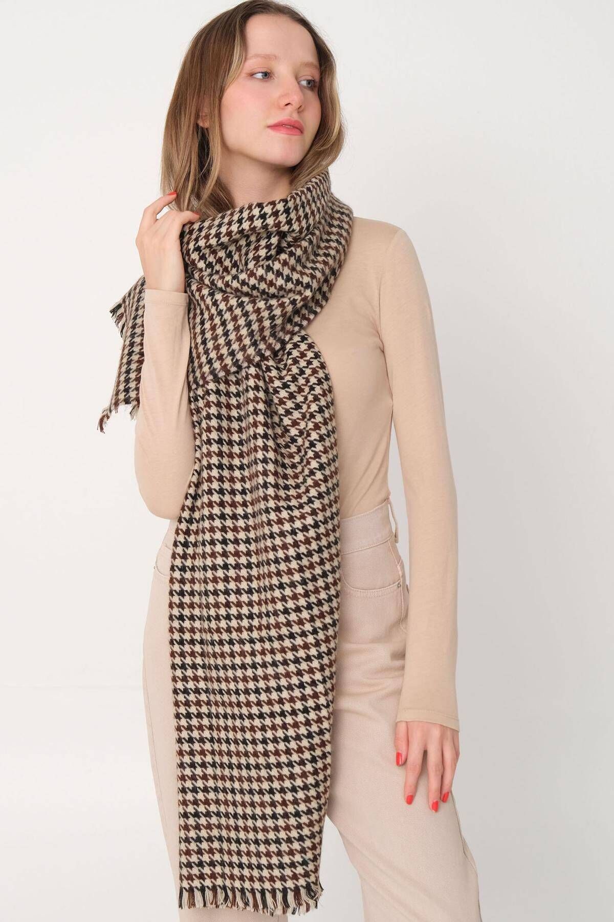 Addax-Houndstooth Patterned Shawl Shawl2017-d1 1