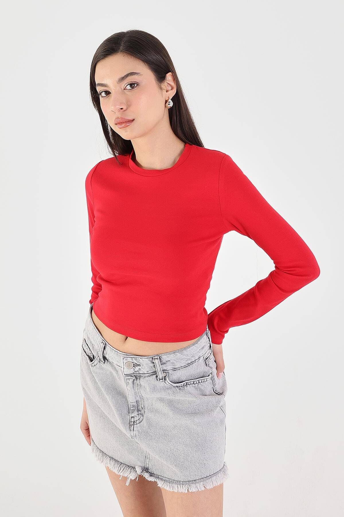 Addax-Crew Neck Basic Crop Blouse B15385-W8 4