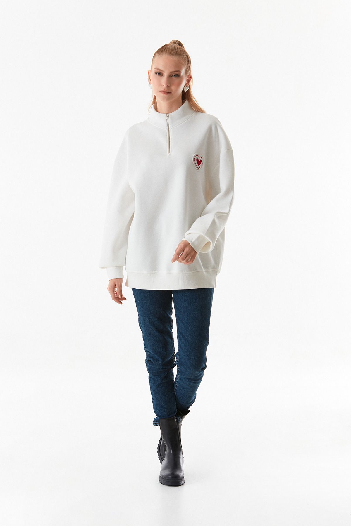 Fulla Moda-Heart Embroidered Stand Collar Oversize Sweatshirt 5