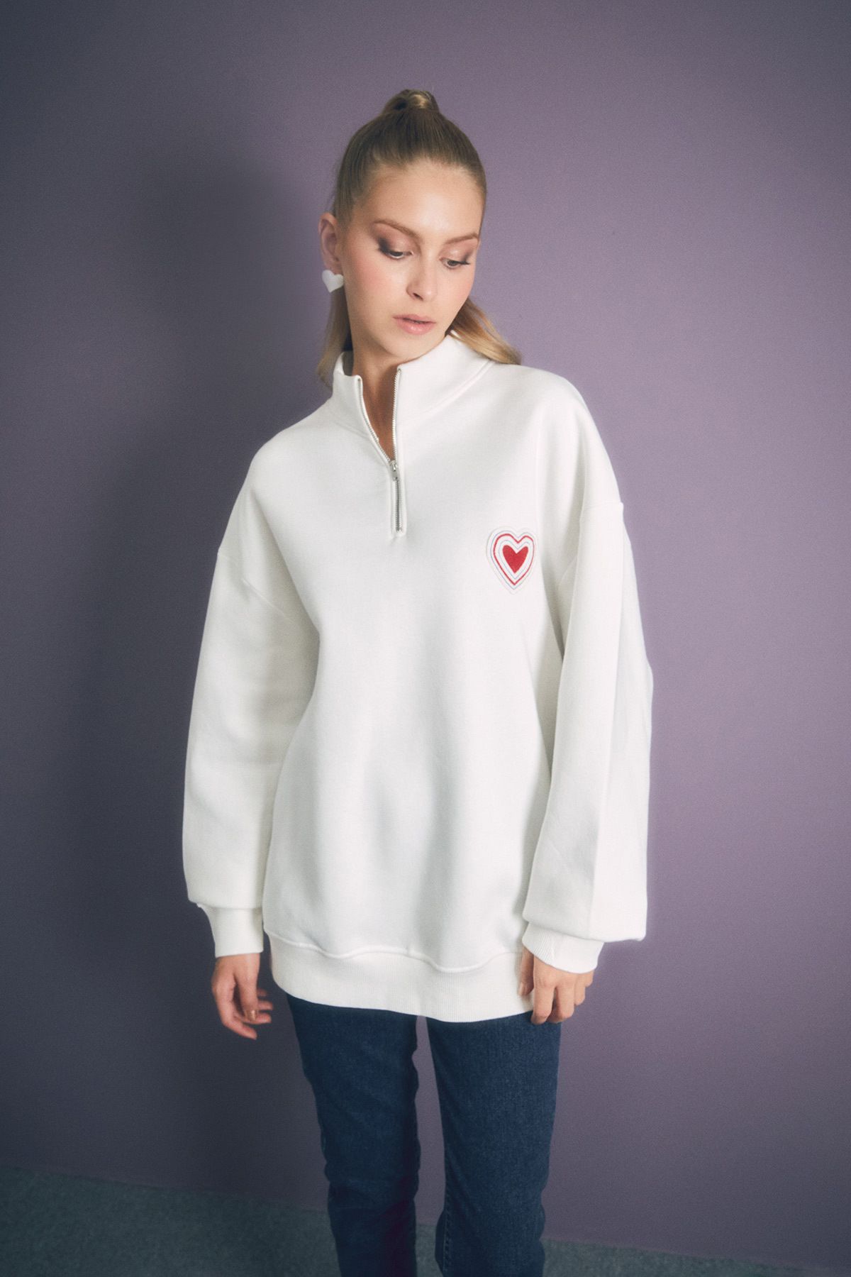 Fulla Moda-Heart Embroidered Stand Collar Oversize Sweatshirt 3