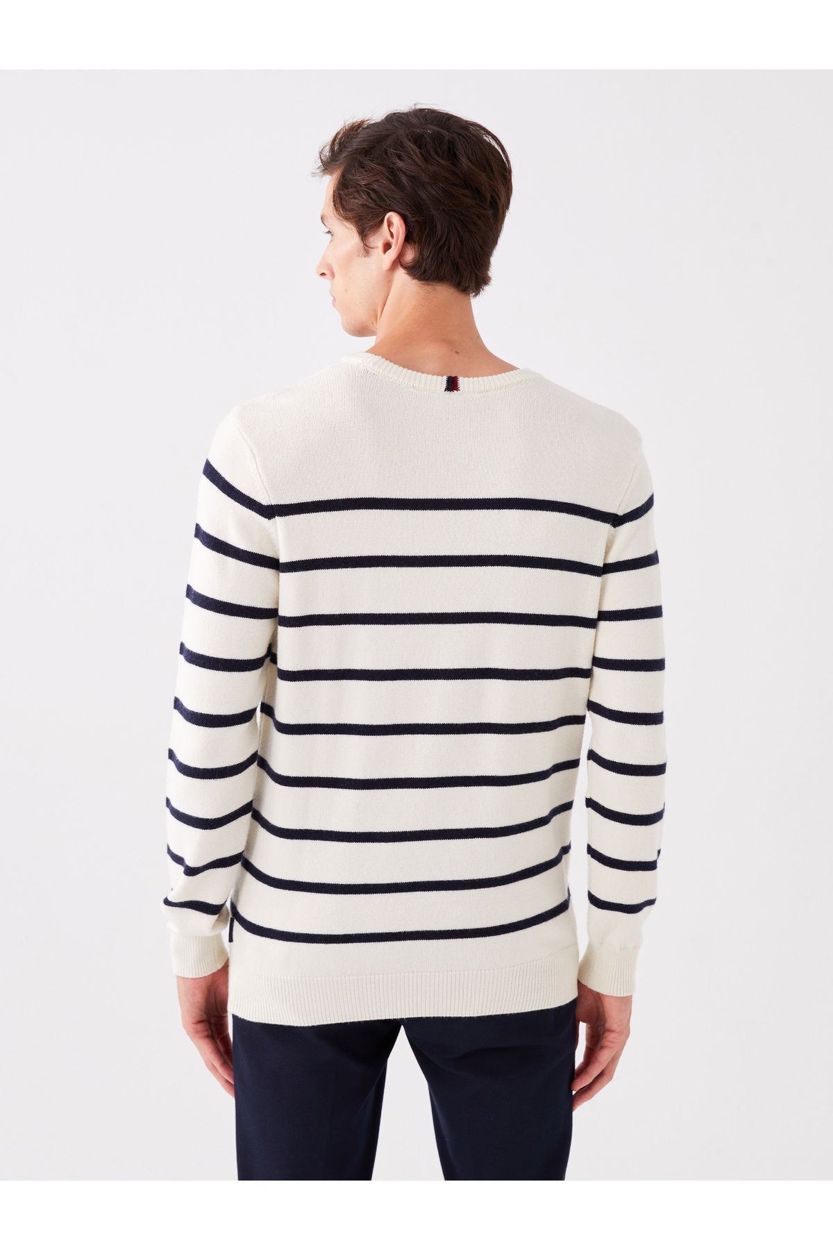 LC Waikiki-Crew Neck Long Sleeve Striped Men's Knitwear Sweater 5