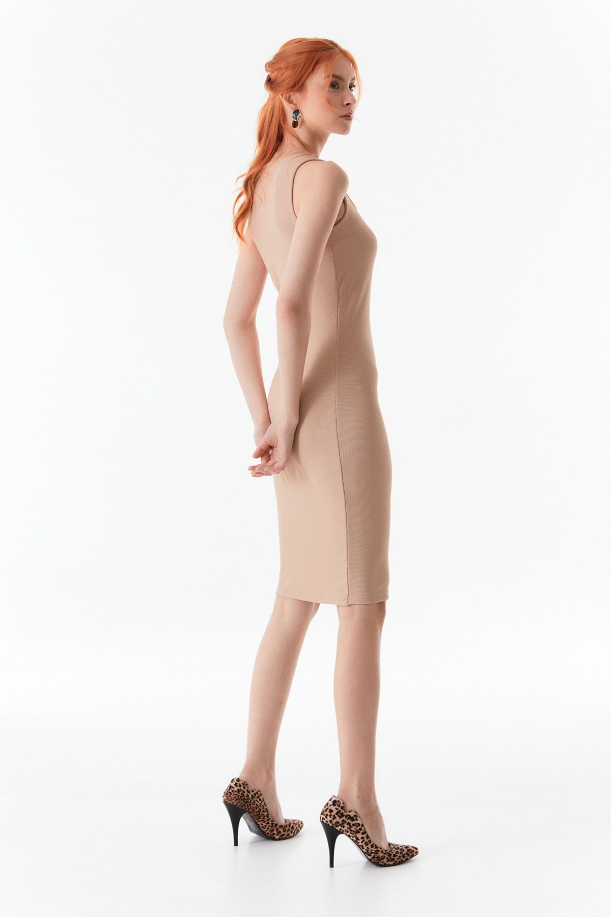 Fulla Moda-Ribbed Shoulder Window Dress 4