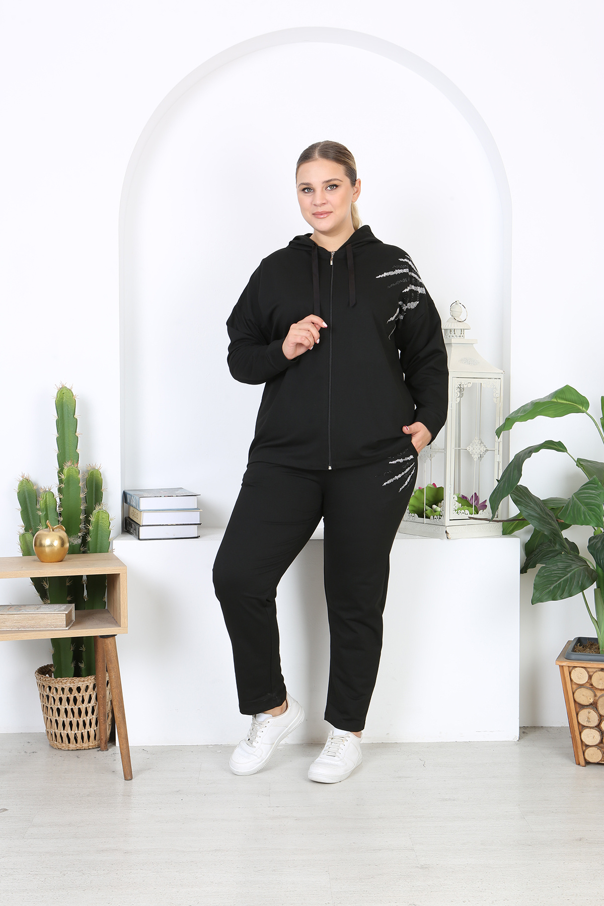 XL Modam Kadin Büyük Beden Taş Baskili Takim