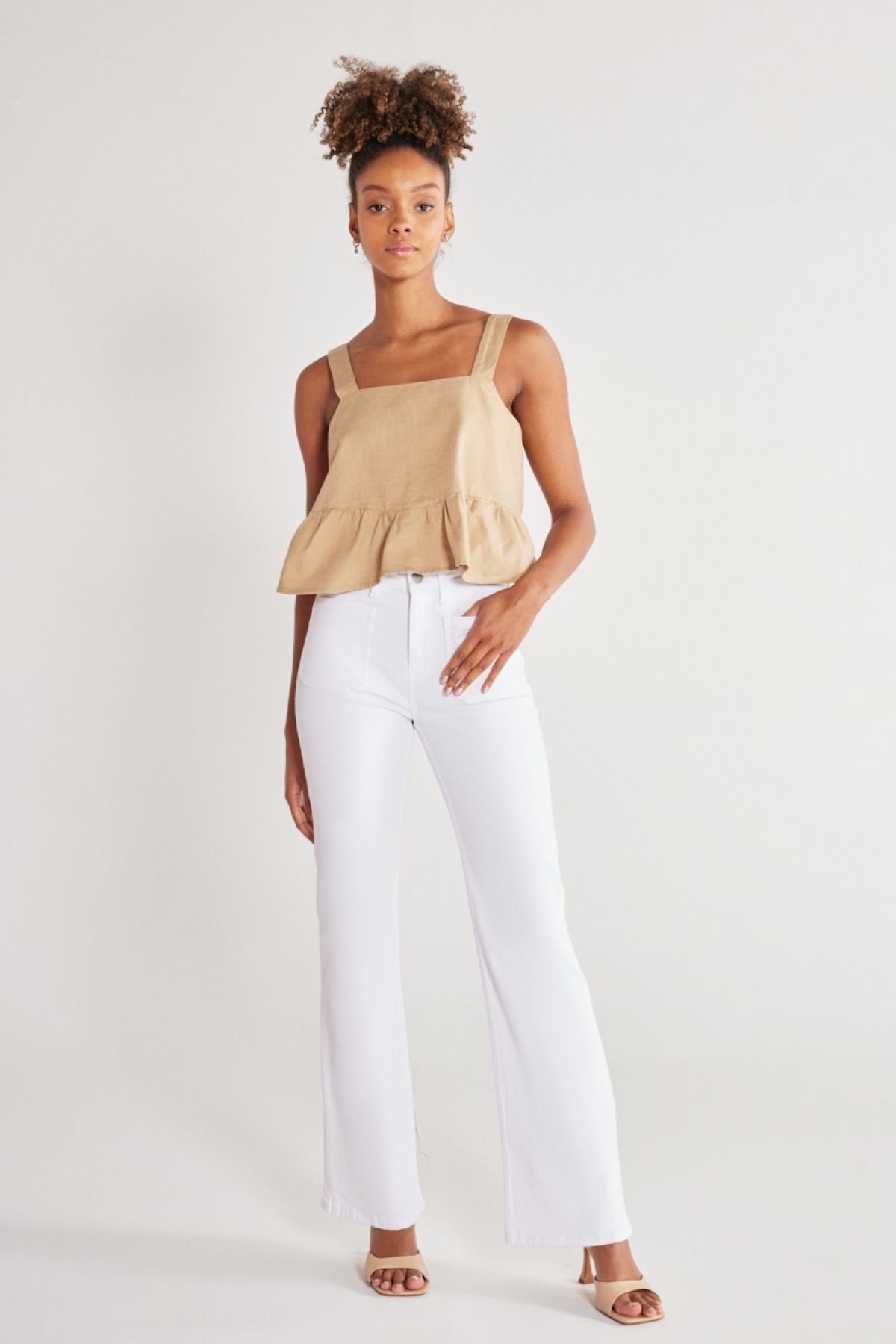 WRANGLER-Flare Fit, magas derekú, kiszélesedő lábú, törtfehér, rugalmas nadrág 2