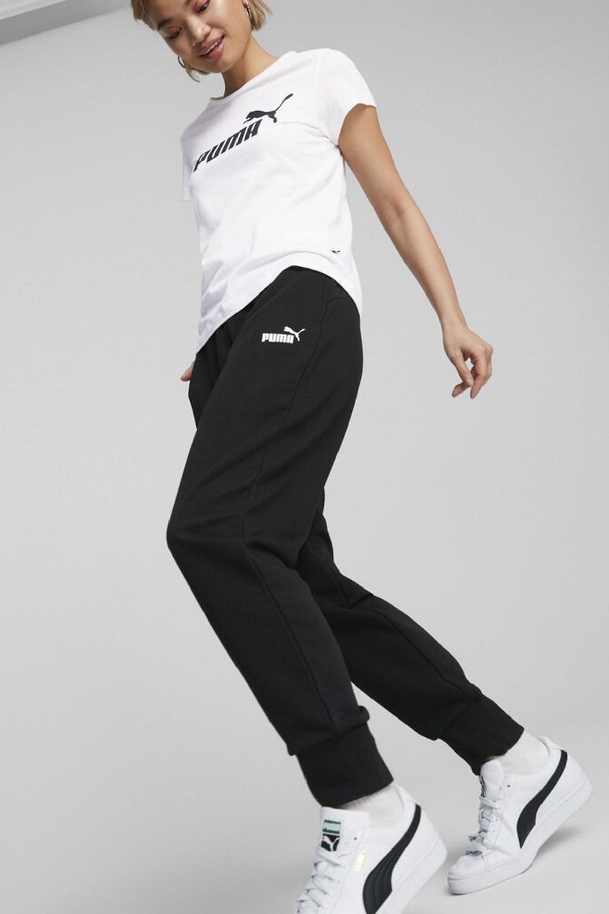 Puma-Pantaloni de trening pentru femei Essentials 3