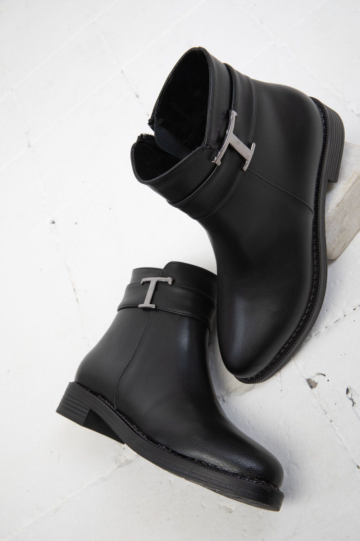 SOHO-Schwarze Damenstiefel – Modell 19770 Bootie 2