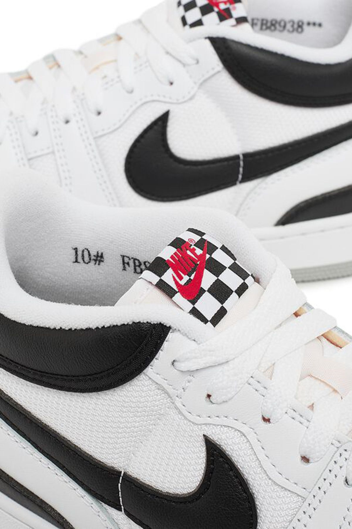 Nike-ATTACK – Leichtes und bequem geschnittenes Outfit 2