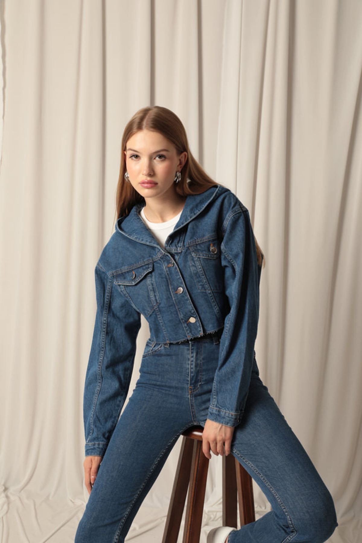 Moka Shopin MokaShopin Denim Kumaş Kapüşonlu Kısa Kadın Lacivert Kot Ceket