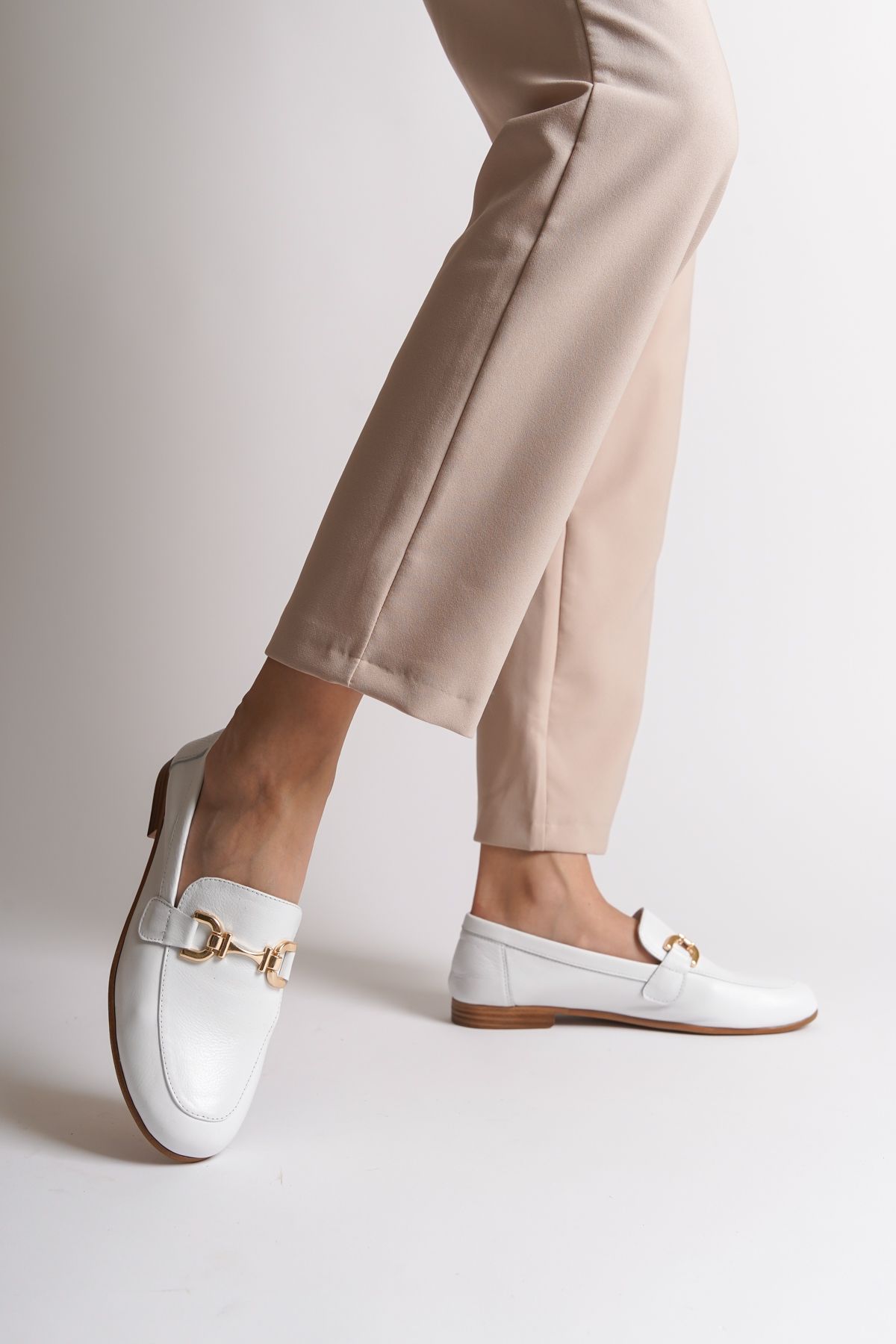 لوفر سفید زنانه چرمی واقعی Loafer اورجینال Capone Outfitters