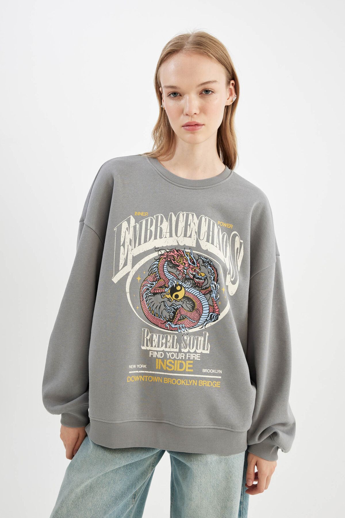 DeFacto-Coool Oversize Fit Wide Fit Crew Neck Printed Thick Fabric Sweatshirt 1