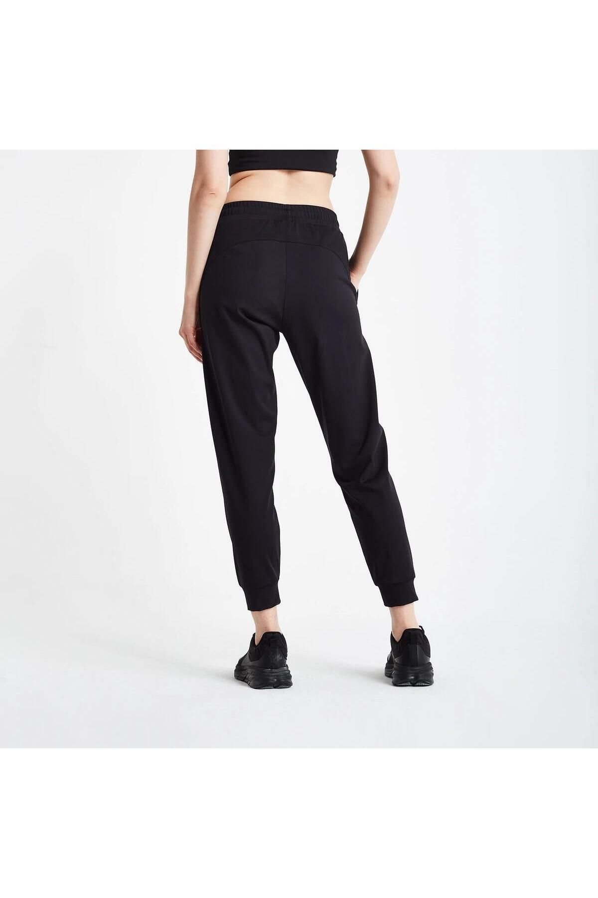 Lescon-24N-2143 Black Sweatpants - 8 Pieces Xs-1/S-2/M-2/L-2/Xl-1 Series 3