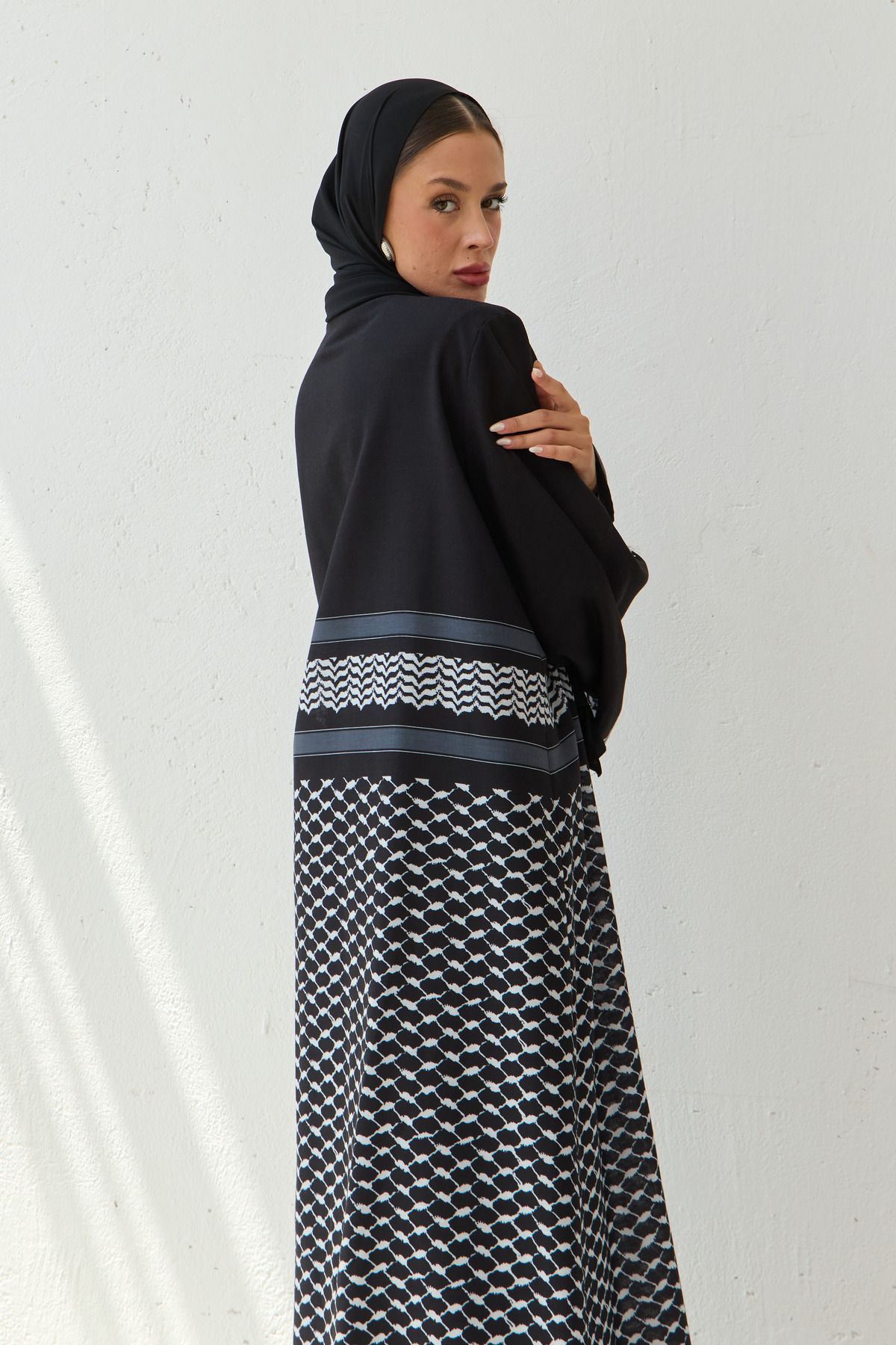 LEYLA STORE Kefiye Patterned Abaya