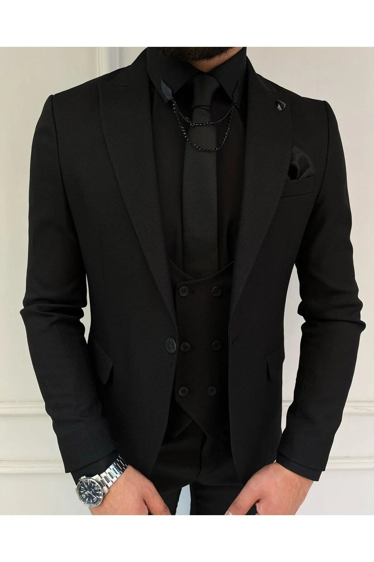 کت و شلوار اسلیم فیت برش باریک به همراه جلیقه، کراوات و زنجیر به عنوان هدیه — مشکی rm578 — تصویر 2 از 4