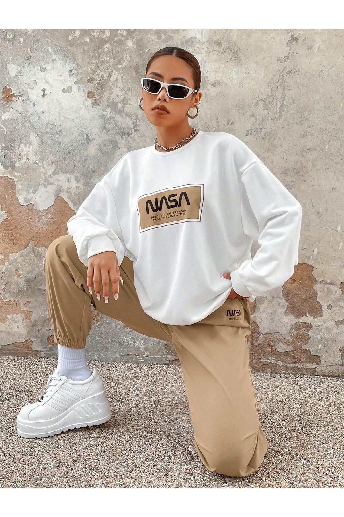 complete the look image