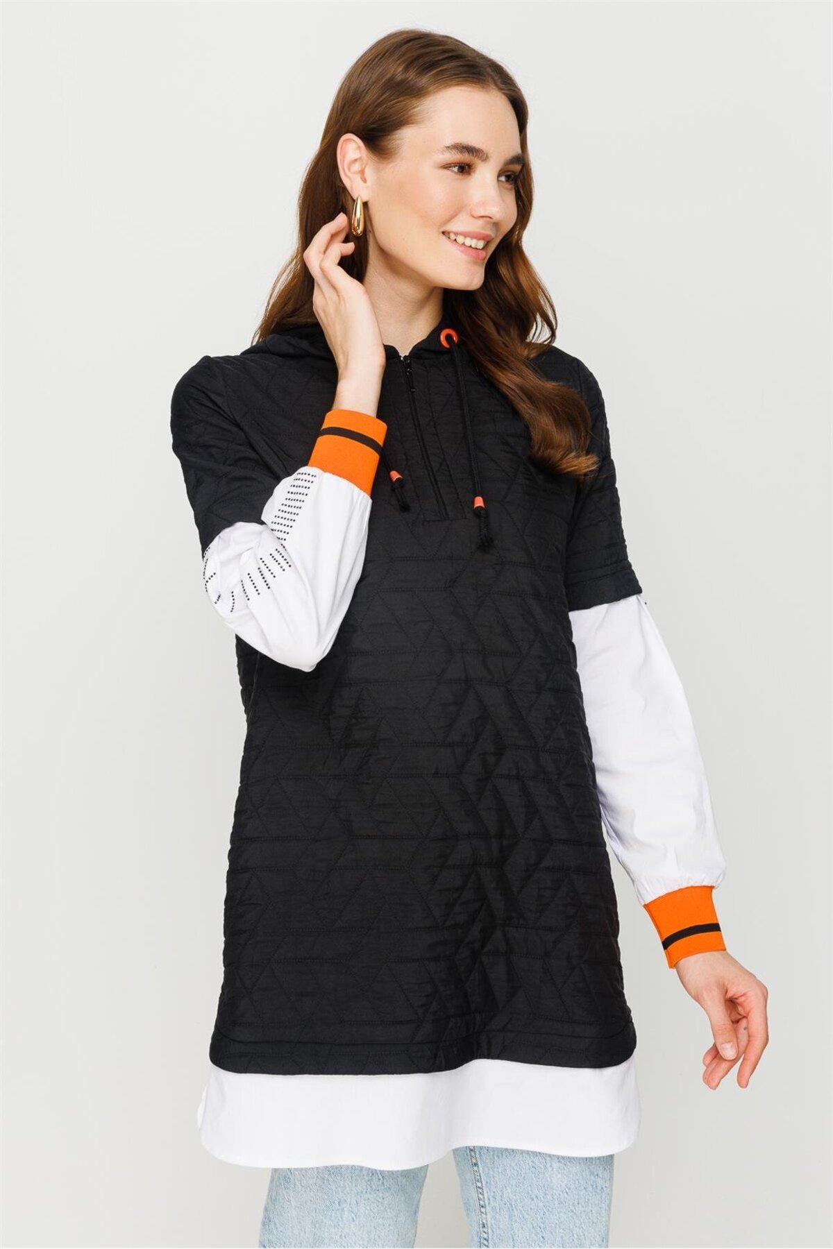 Esswaap-Puffer Detailed Hooded Tunic Black 5