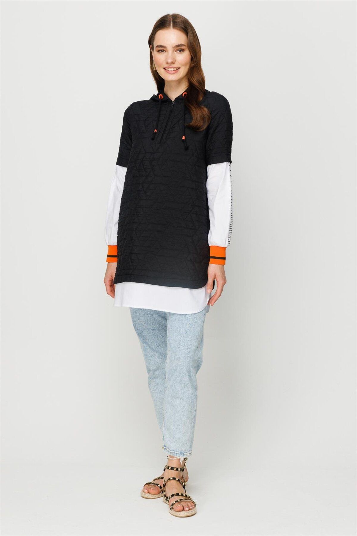 Esswaap-Puffer Detailed Hooded Tunic Black 1