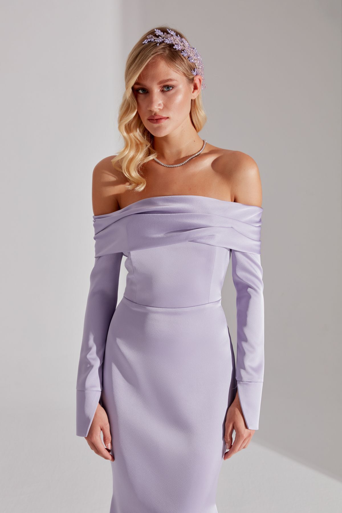 BETTY & SAM-Clara Off-shoulder Outdoor Lila halszoknya ruha 3