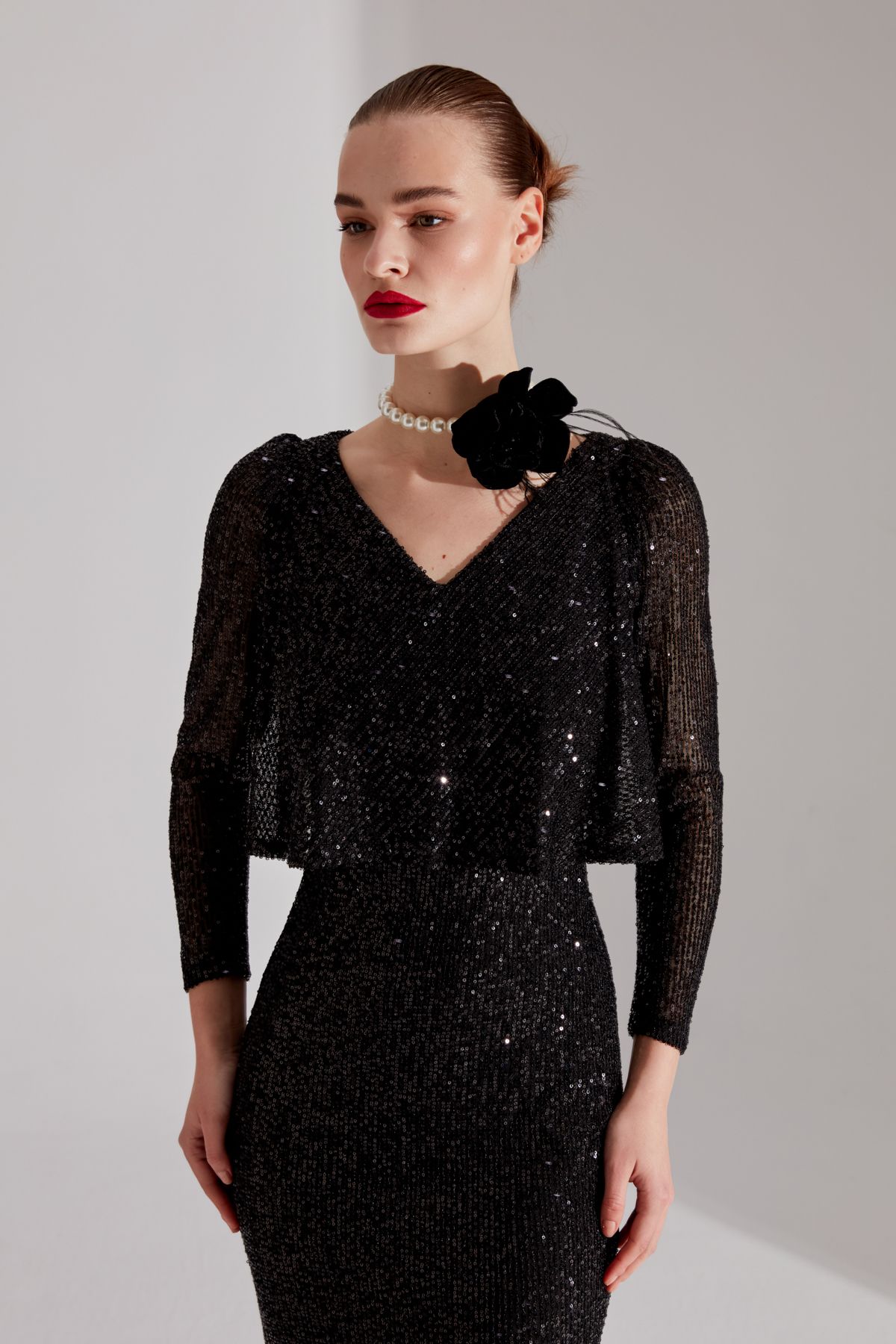 BETTY & SAM-EFTALIA Sparkly Sequin Black Fish Skirt Evening Gown 2