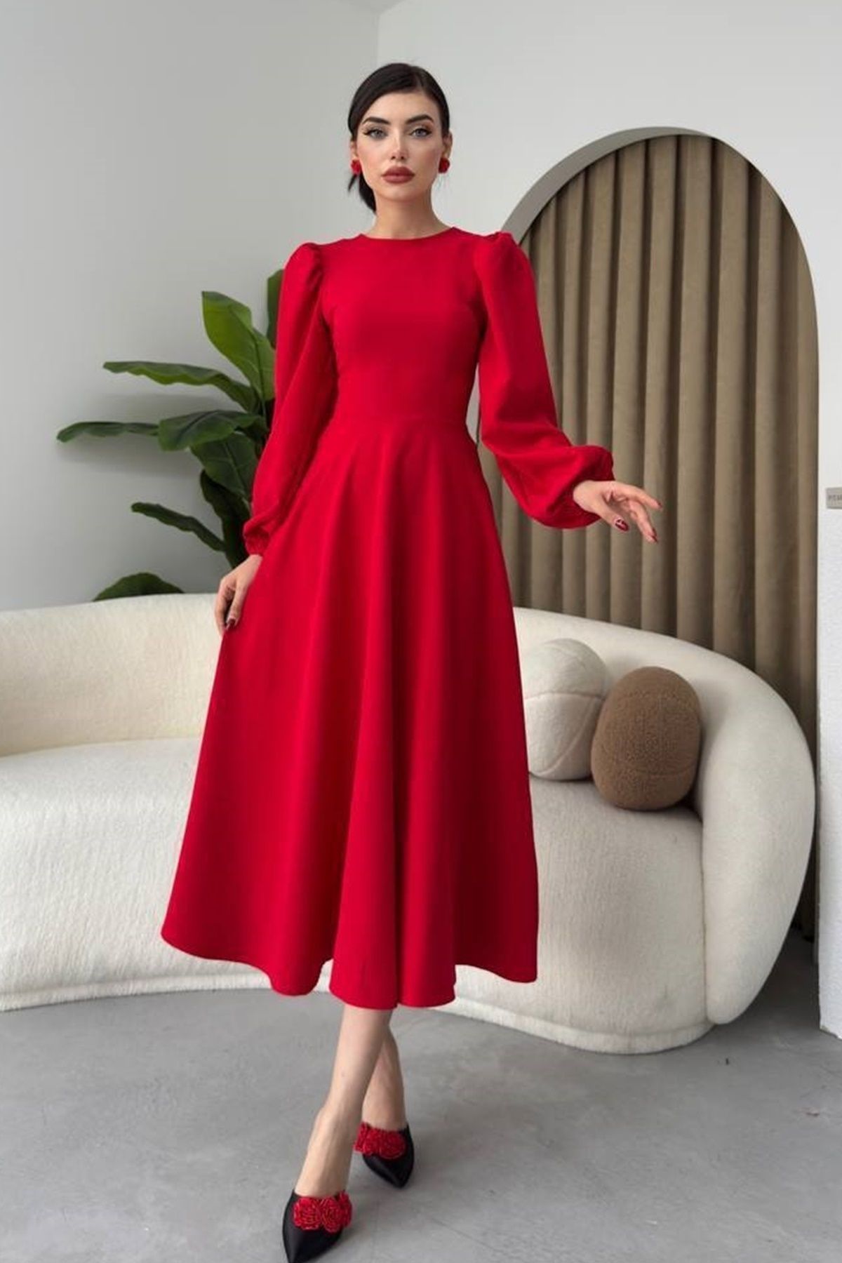 barış sülün lovebox-Women's Atlas Fabric Crew Neck Long Sleeve Red Midi Flared Evening Dress 280 1