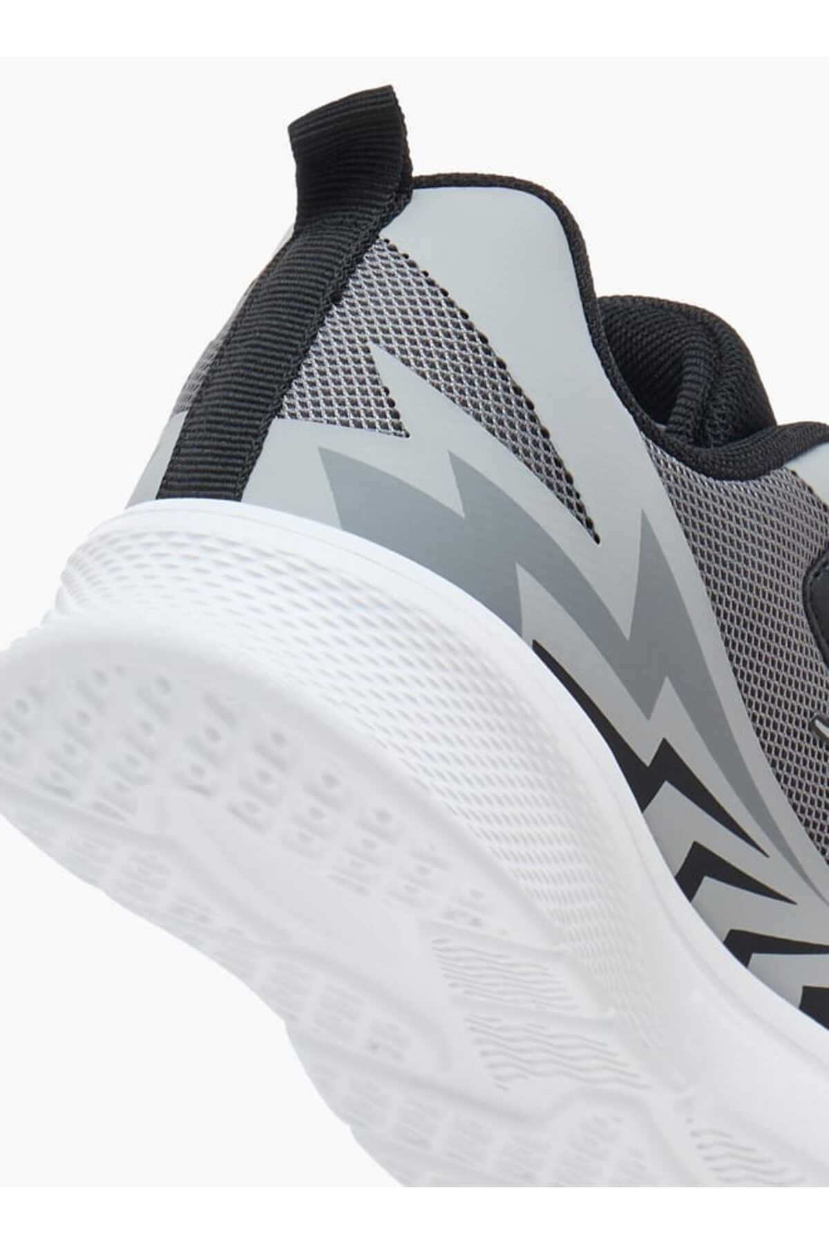 Dash-Printed Lace Detail Sports Shoes with Hook and Loop Closure 5