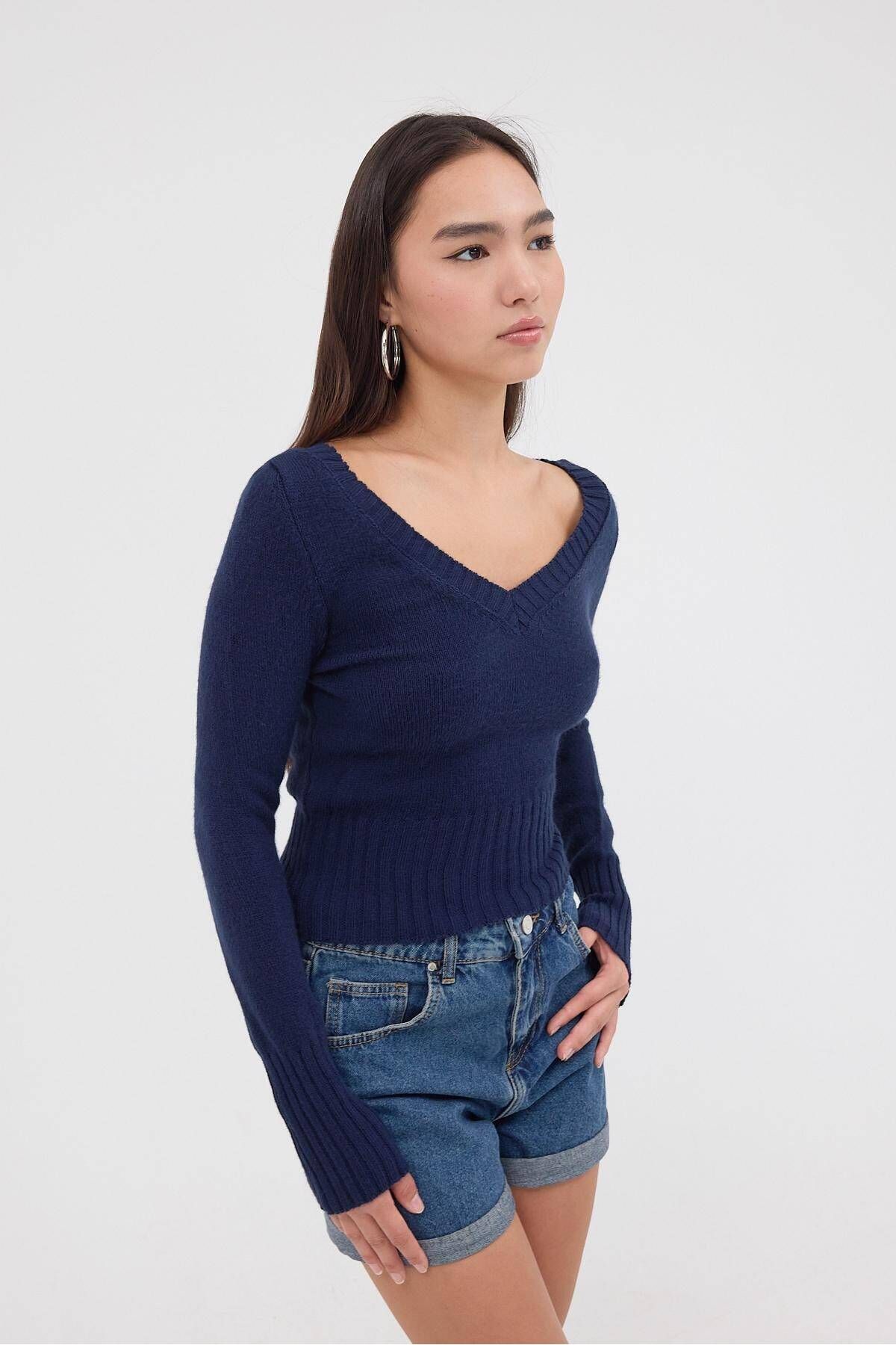 Addax-Front and Back V-Neck Knitwear Sweater K3395-D12 4