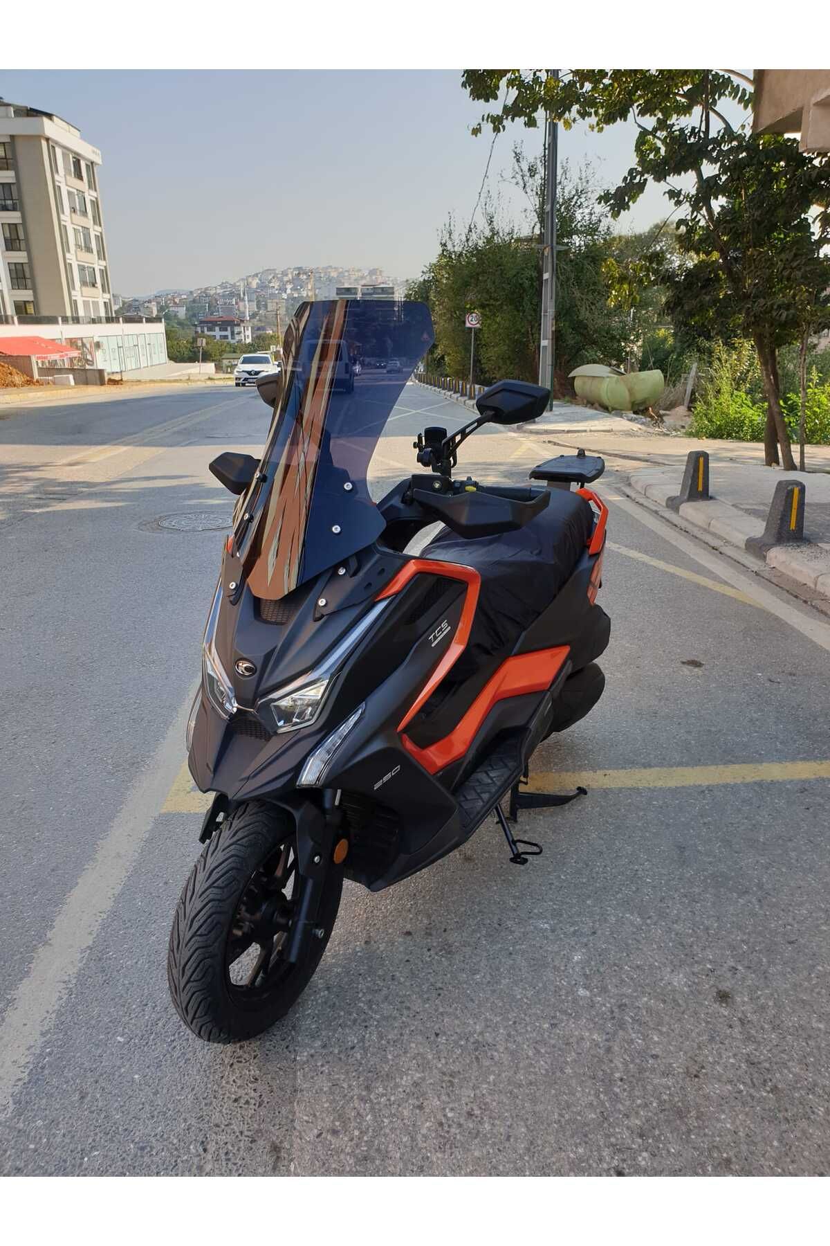 Kymco DTX 250 Siperlik Ön Cam 2025 Model 68cm Siyah Renkli 4mm
