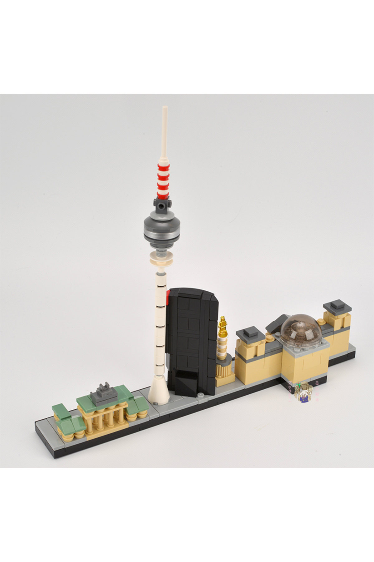 مجموعه ۲۸۹ تکه بلوک‌های ساختمانی معماری شهر برلین، اسباب‌بازی مونتاژ، هدیه