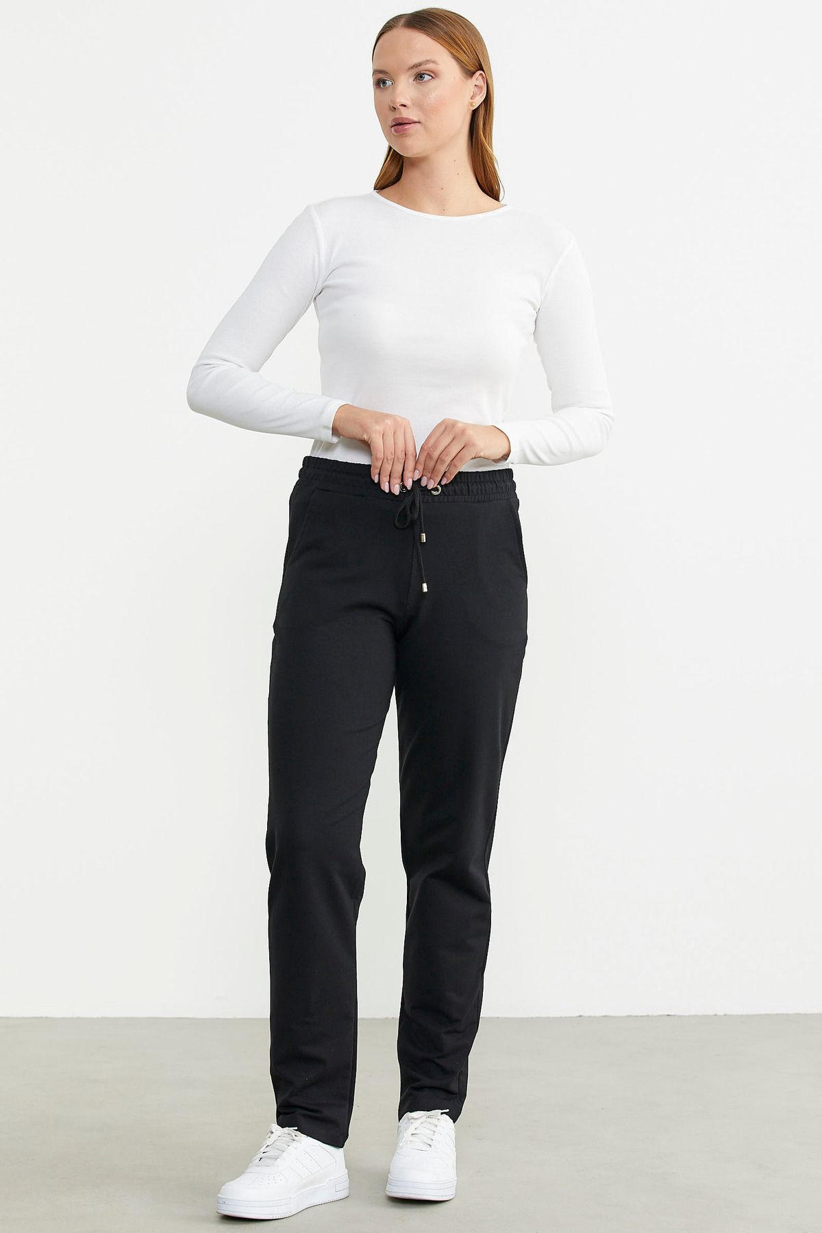 Sementa-Skinny Leg Drawstring Waist Sweatpants - Black 4