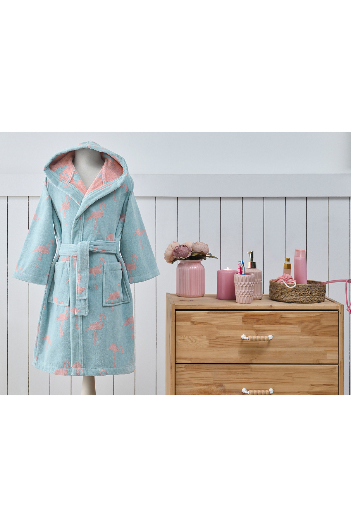 Özdilek Junior Flamingo Kapüşonlu Kadife Çocuk Bornozu 15 Yaş fotoğrafı 2 (önizleme)