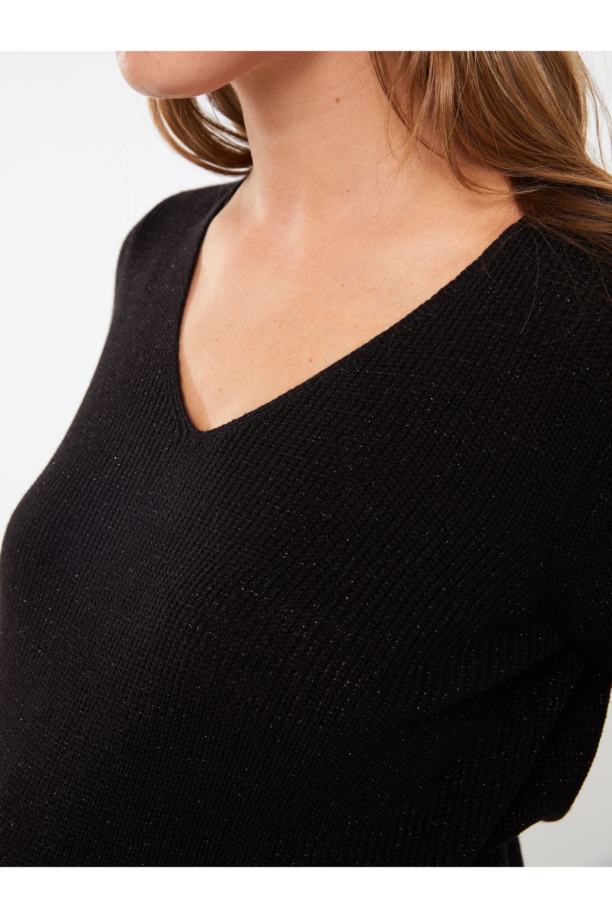 LC Waikiki-V-Neck Glitter Detailed Long Sleeve Maternity Knitwear Sweater 3