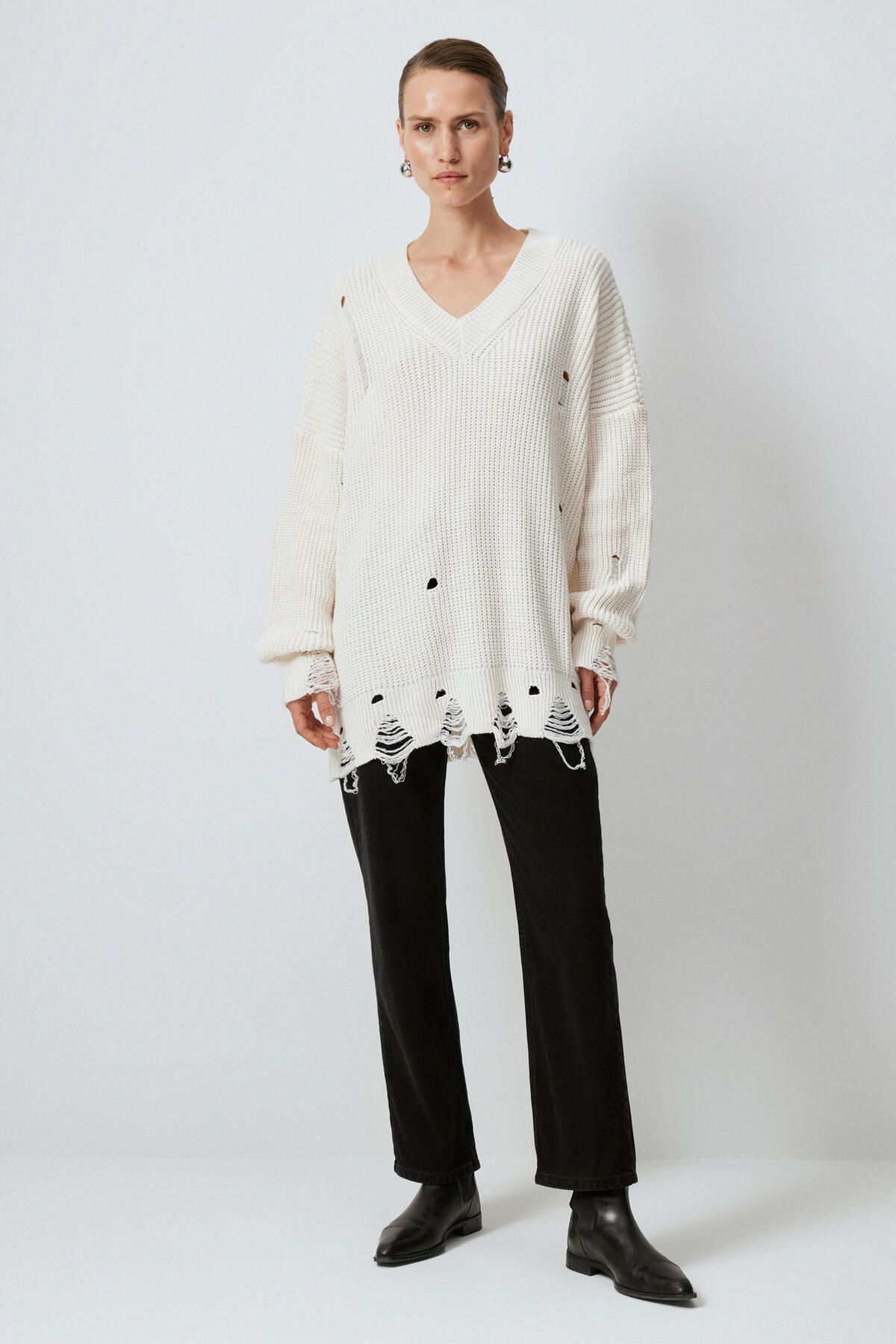 Touché Privé-V-Neck Slipped Detail Sweater 3