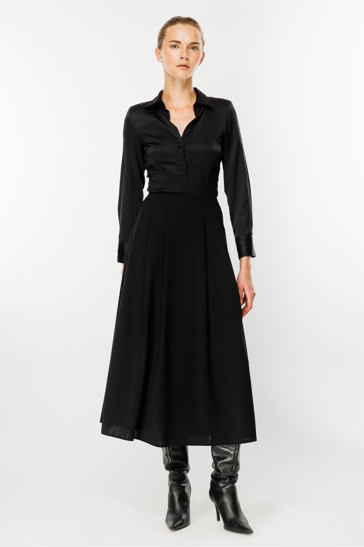 accort-Pleated Skirt Sitting on the Waist - Black 2