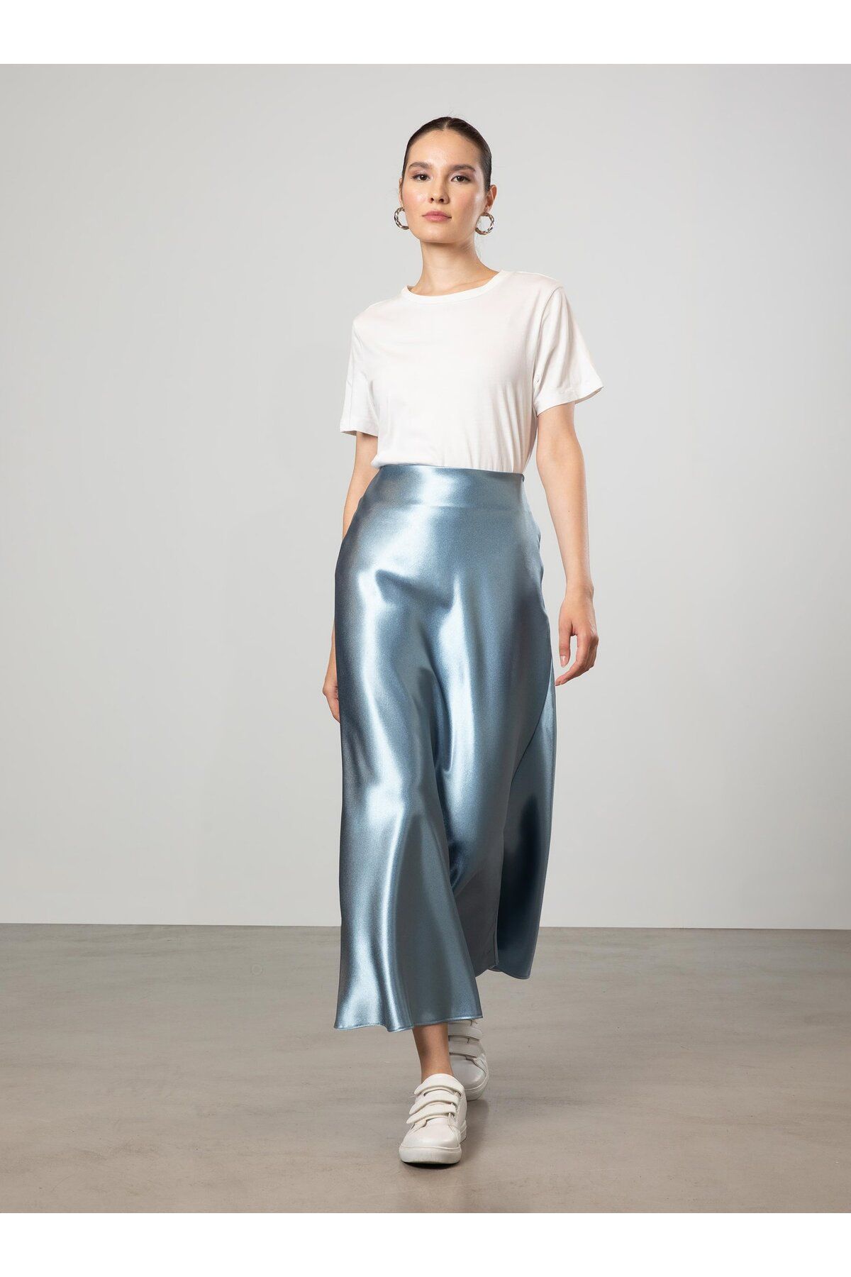 Refka-Anthracite Fish Form Satin Skirt - Refka 1