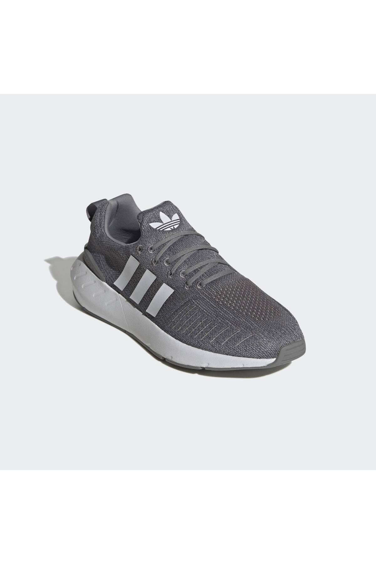 adidas-حذاء سويفت رن 22 5